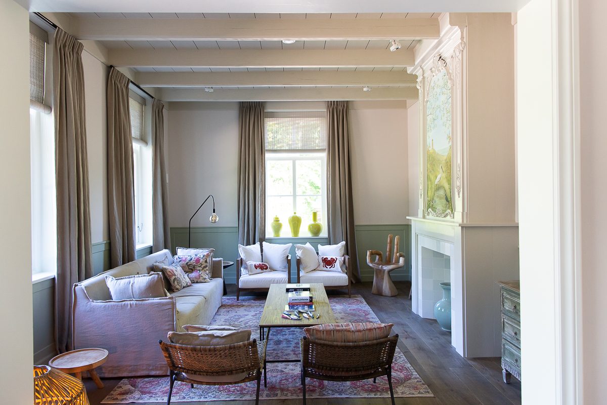 De woonkamer van de boerderij